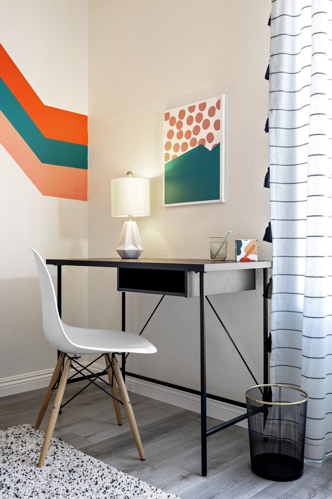 Covered patio with outdoor furniture